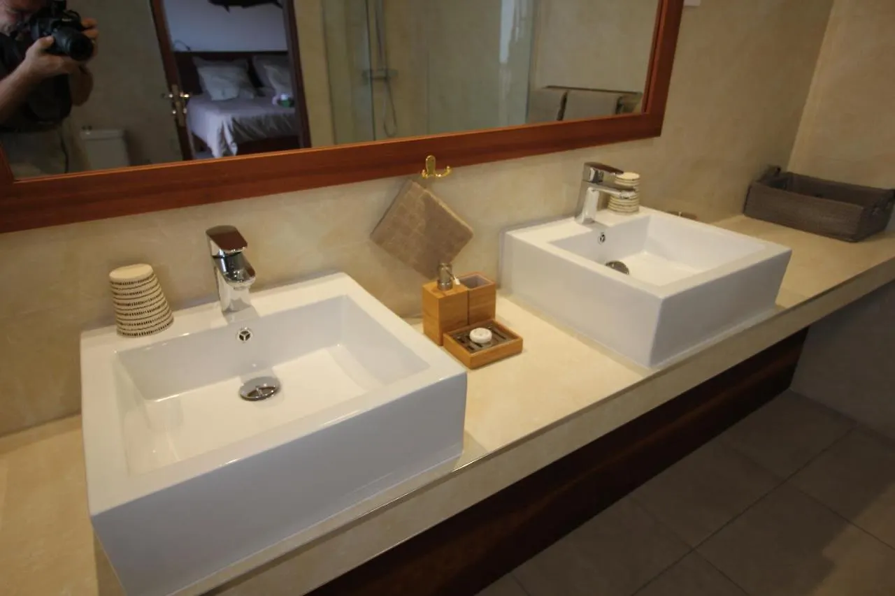 Hotel Casa Evora - Luxury And Beach Front Cidade do Maio 0*,  Cap-Vert